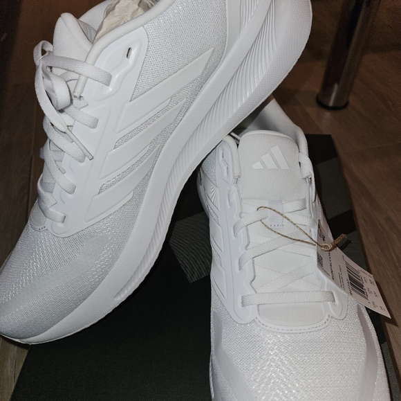 Adidas Running Shoes - Picture 6 of 7